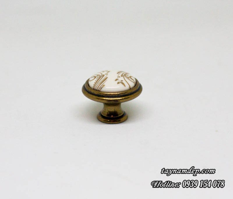 Tay-Nam-Tu-Go-MH070 (1)